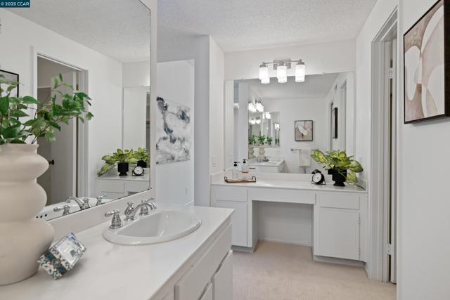 3318 Ptarmigan Dr., Walnut Creek CA: https://media.crmls.org/mediaz/54fbb81c-be16-4ca5-b115-9374487712f3.jpg