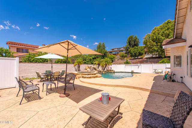 2210 Via Loma, Camarillo CA: https://media.crmls.org/mediaz/54fc12d7-06d9-44d8-8788-8d9ef8c8cf1d.jpg