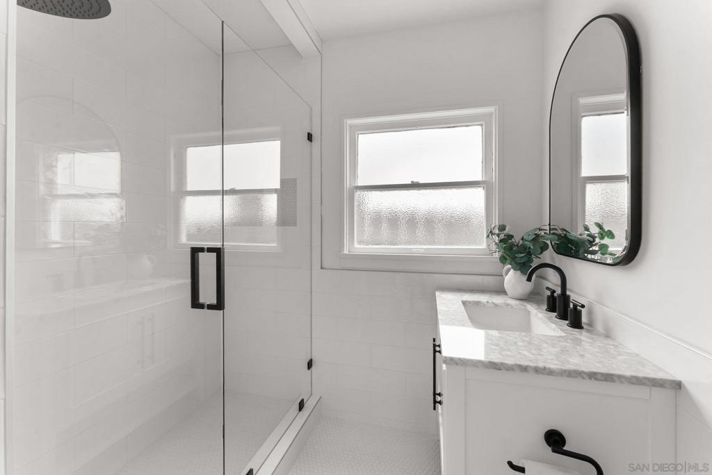 MLS #250039136SD image #10