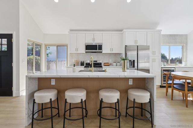 12880 War Horse St, San Diego CA: https://media.crmls.org/mediaz/54fc5bff-8d9c-4a3e-8ee1-4e02beb0ef23.jpg