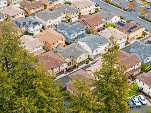 206 Gold Court, Scotts Valley CA: https://media.crmls.org/mediaz/54fc9580-e4d9-476c-9b46-2dde324c6885.jpg