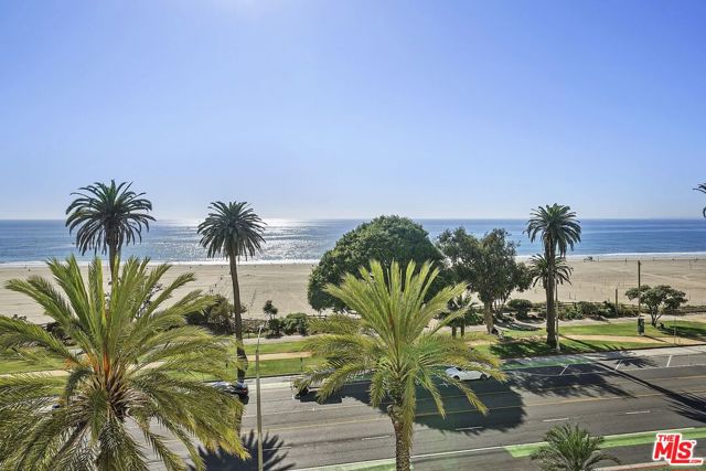 1221 W OCEAN Avenue, Santa Monica CA: https://media.crmls.org/mediaz/54fd8161-2826-438c-8080-1a0aa0261d8c.jpg