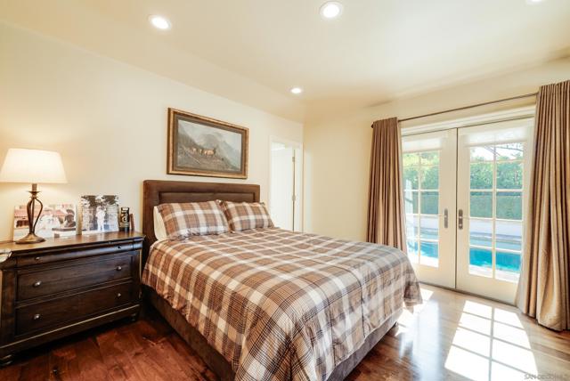 6150 La Fremontia, Rancho Santa Fe CA: https://media.crmls.org/mediaz/54fd8bad-1dc6-47d1-a765-09163344e185.jpg