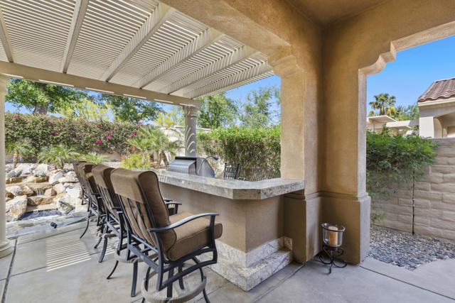 81438 Avenida Altamira, Indio CA: https://media.crmls.org/mediaz/54fefd99-a17a-4ca5-9a54-006ea09e925f.jpg