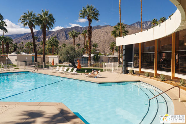 1111 E Palm Canyon Drive, Palm Springs CA: https://media.crmls.org/mediaz/55005b2e-0ebf-4fe0-a4a6-447c749a081c.jpg