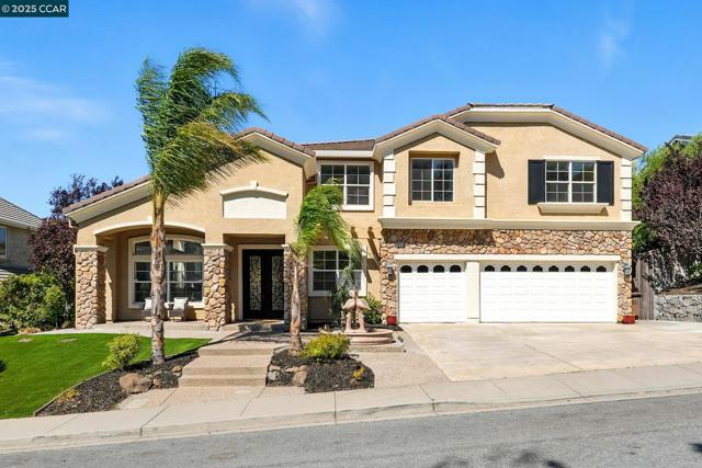 1023 Pebble Beach Dr, Clayton CA: https://media.crmls.org/mediaz/5500ab23-a608-415a-aecd-450710f03ba1.jpg