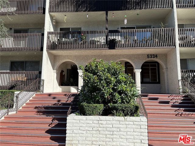 Image 2 for 5334 Lindley Ave #109, Encino, CA 91316