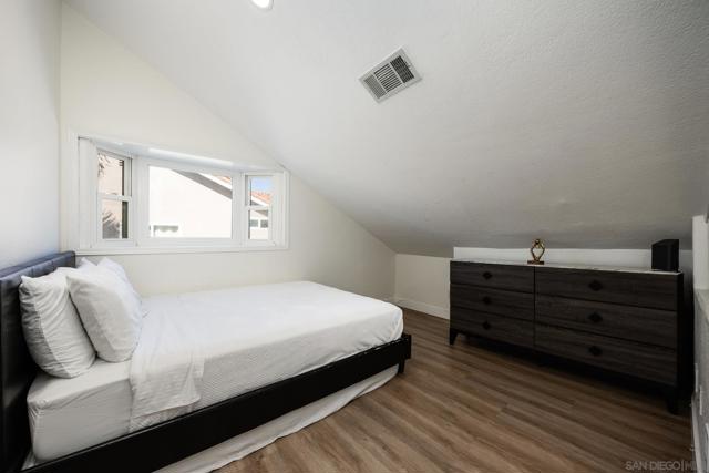 7232 Margerum Ave, San Diego CA: https://media.crmls.org/mediaz/5501e937-9105-4219-8d01-3bda0a8e1710.jpg