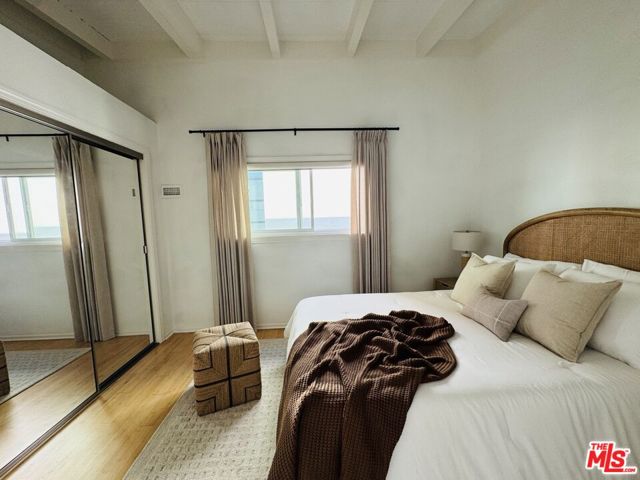 6935 Trolleyway, Playa del Rey CA: https://media.crmls.org/mediaz/5501ff4c-8140-419f-894a-3d7e097de11a.jpg