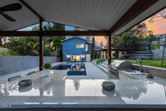 11442 Brainard Avenue, Sylmar CA: https://media.crmls.org/mediaz/5502b65a-cabb-4aa3-aa58-a0ca8496f50f.jpg