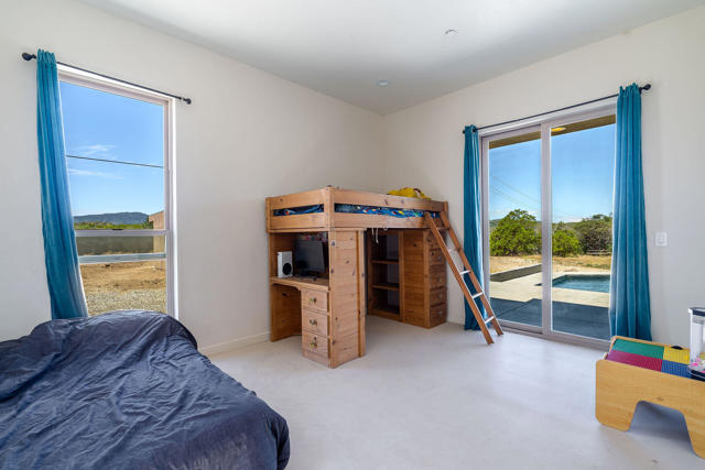 Image 41 of 83 For 28990 Bonita Vista Road