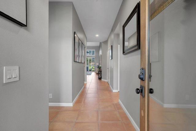 54853 Oakhill, La Quinta CA: https://media.crmls.org/mediaz/5504db4d-4af1-4ff7-bf67-b847a64899c9.jpg