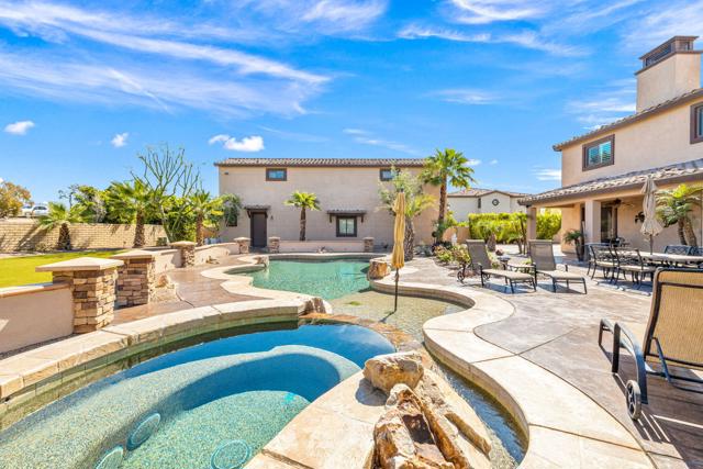 78702 Sophia Circle, Bermuda Dunes CA: https://media.crmls.org/mediaz/550589cf-7058-4ed3-9aea-f182920a4d48.jpg