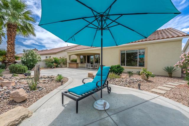 80086 Camino Santa Elise, Indio CA: https://media.crmls.org/mediaz/550640ab-076b-4c12-be2b-2a4c0a40495b.jpg