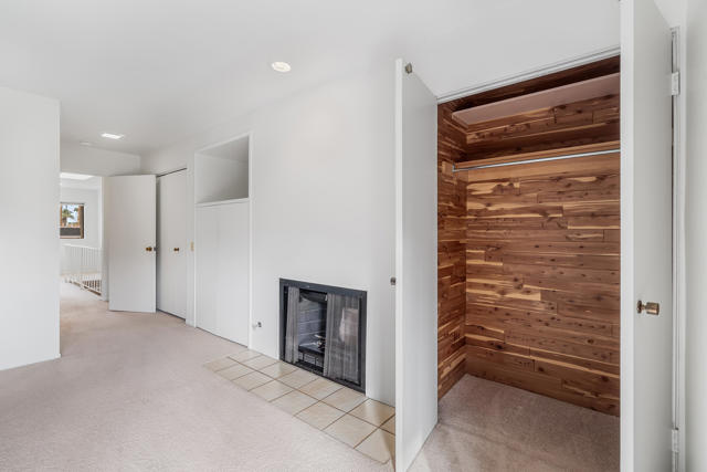 157 Calle Bravo, Palm Springs CA: https://media.crmls.org/mediaz/5507a532-7758-40fd-88e1-1b1befe9b7e0.jpg