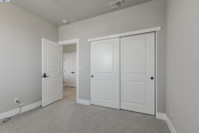 2306 Mozart avenue, Lathrop CA: https://media.crmls.org/mediaz/5509509c-e38b-4231-a39a-e0ca259b803d.jpg