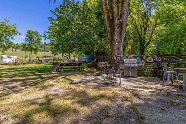 3901 Canyon Road, Willits CA: https://media.crmls.org/mediaz/5509ff02-57b0-4b54-9e5a-57f33182f800.jpg