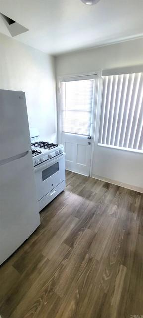 4818 4832 1/2 Palm Avenue, La Mesa CA: https://media.crmls.org/mediaz/550af076-b67b-4b55-9ebb-2b9d997c6920.jpg