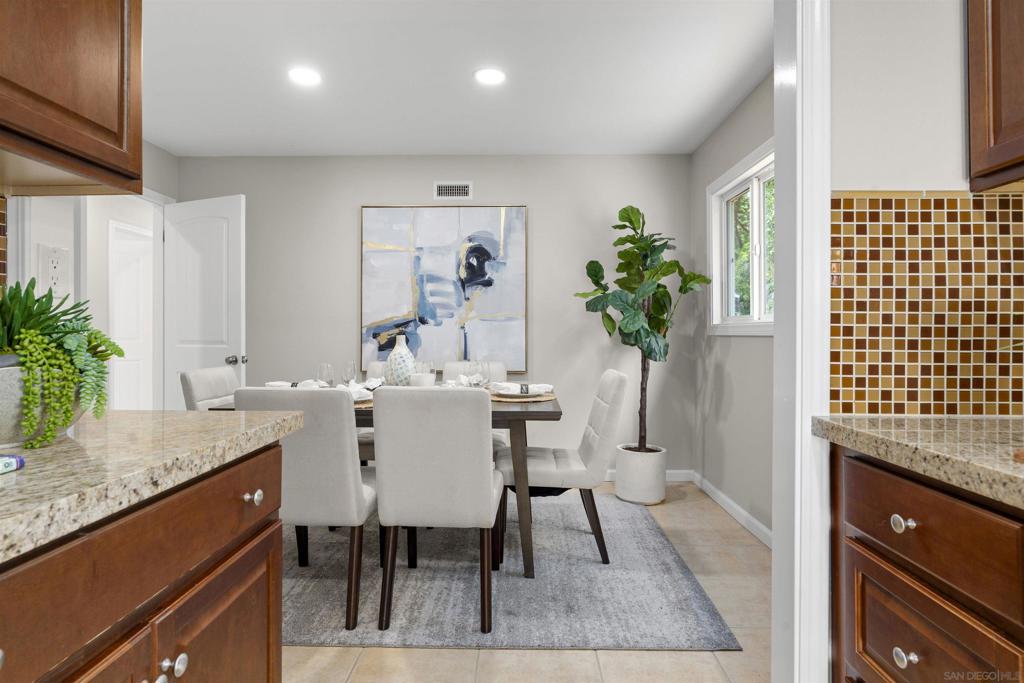 MLS #250034294SD img 26