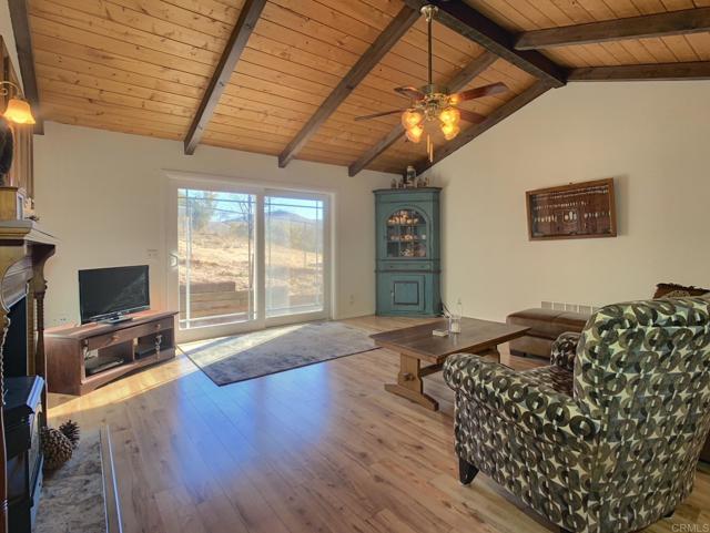 Image 8 of 30 For 10252 Oak Grove Dr