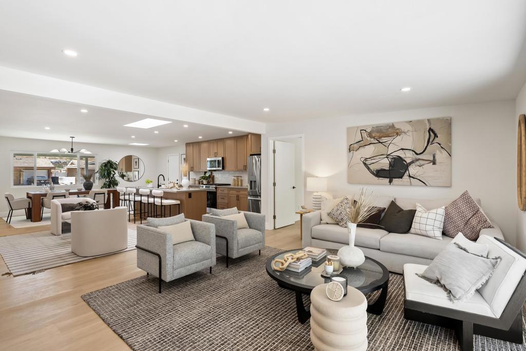 MLS #250034115SD img 18