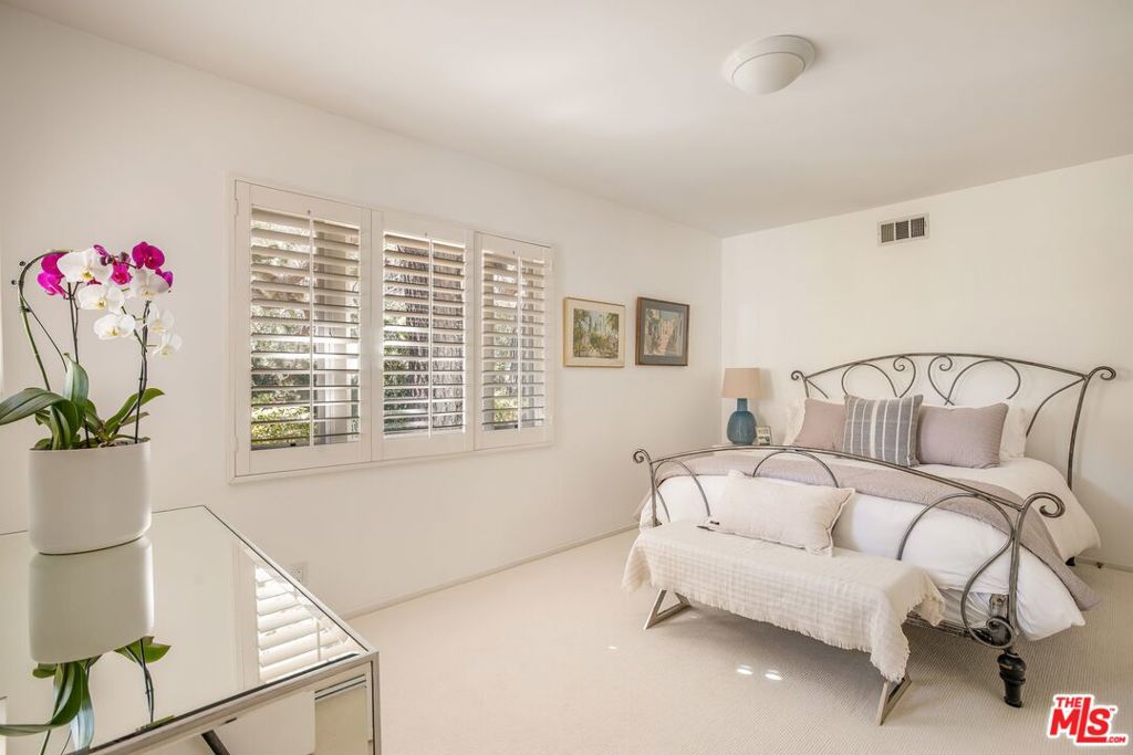 MLS #25590401 image #29