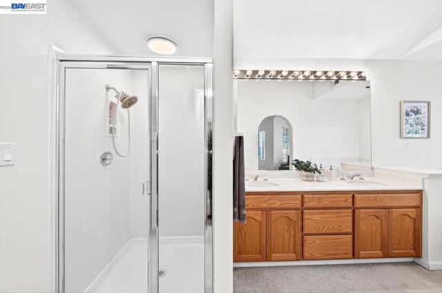 Image 34 of 46 For 579 Amberwood Way