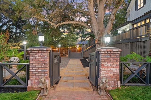 19050 Camino Barco, Saratoga CA: https://media.crmls.org/mediaz/550f24bf-be8c-4711-be91-a174c566aee6.jpg