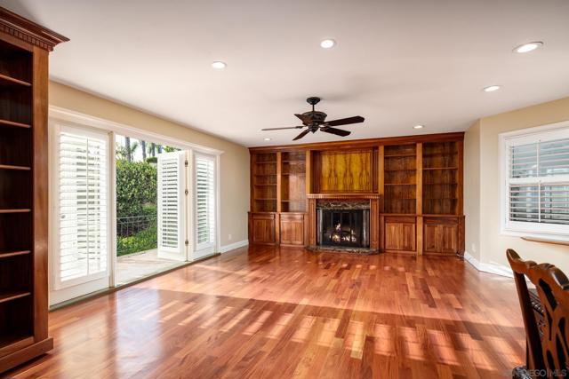 6295 Avenida Floresta, Rancho Santa Fe CA: https://media.crmls.org/mediaz/550f8652-b68b-4f80-98a7-bc91e4f5133b.jpg