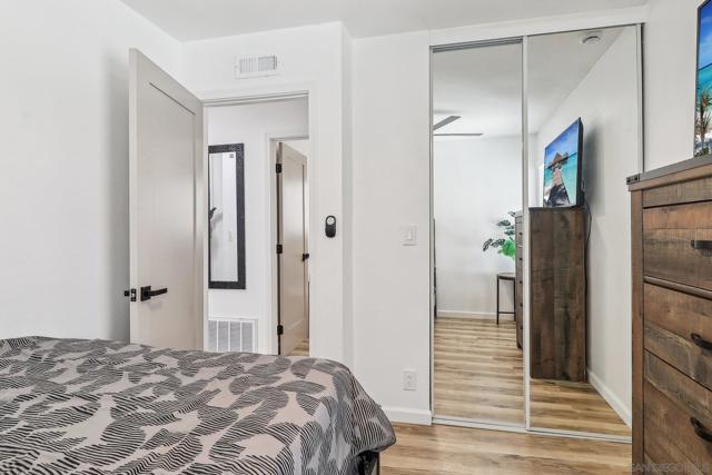 2044 Siegle Dr, Lemon Grove CA: https://media.crmls.org/mediaz/550f8860-82ba-48d3-9692-6c9dd2a19f79.jpg