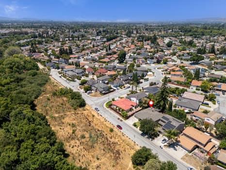 1769 Cape Horn Drive, San Jose CA: https://media.crmls.org/mediaz/550fbf83-97c1-4f39-bda6-21b9e131aa7b.jpg