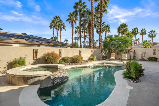 36296 Chagall Court, Cathedral City CA: https://media.crmls.org/mediaz/551023be-0133-424b-a437-c97916114f19.jpg