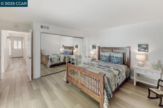 3128 Tice Creek Dr, Walnut Creek CA: https://media.crmls.org/mediaz/551067ce-02f8-4aeb-881e-5a6ece0c9f5d.jpg