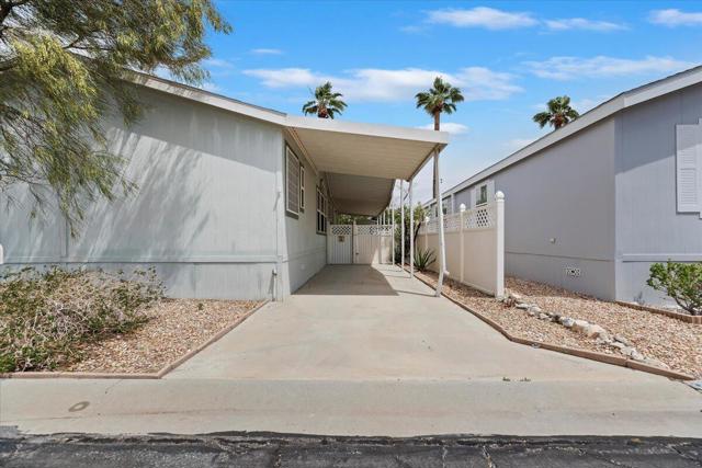 14777 Palm Drive, Spc 69, Desert Hot Springs CA: https://media.crmls.org/mediaz/5511a284-5d8a-4de2-8483-a17032f4ecee.jpg