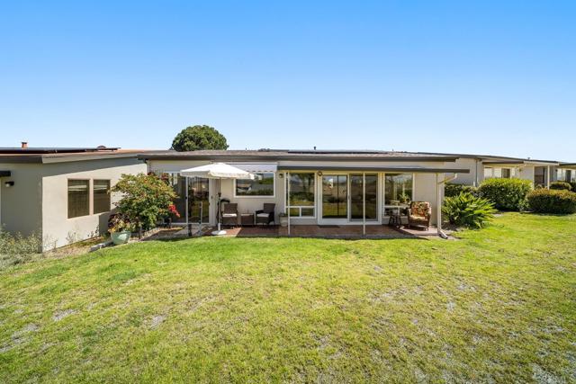 3890 Vista Campana S, Oceanside CA: https://media.crmls.org/mediaz/5512ecbc-30a4-4d5f-85be-c8d702fbe50a.jpg