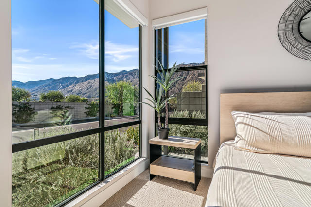 1346 Bacall Way, Palm Springs CA: https://media.crmls.org/mediaz/551326a1-3da9-411f-ab68-d7d079cd9726.jpg