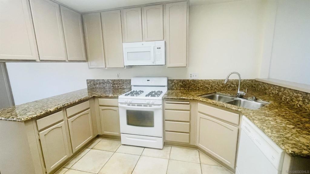 3488 Voyager Circle - photo 9