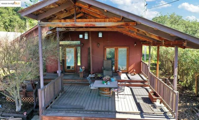 3120 E Vichy Ave., Napa CA: https://media.crmls.org/mediaz/5513de61-26bc-4d44-a540-b0c875e706cd.jpg