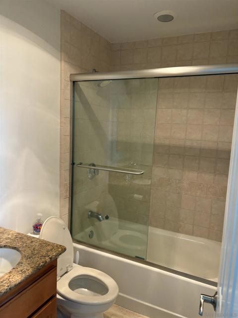 374 ORANGE AVE, Coronado CA: https://media.crmls.org/mediaz/5513e28a-eeb3-46ff-b1d7-c8c3f0e1c609.jpg