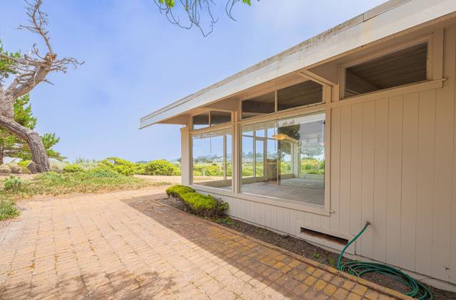 1051 Marcheta Lane, Pebble Beach CA: https://media.crmls.org/mediaz/5514e91b-c812-4ef5-bd73-2a7e40af514e.jpg