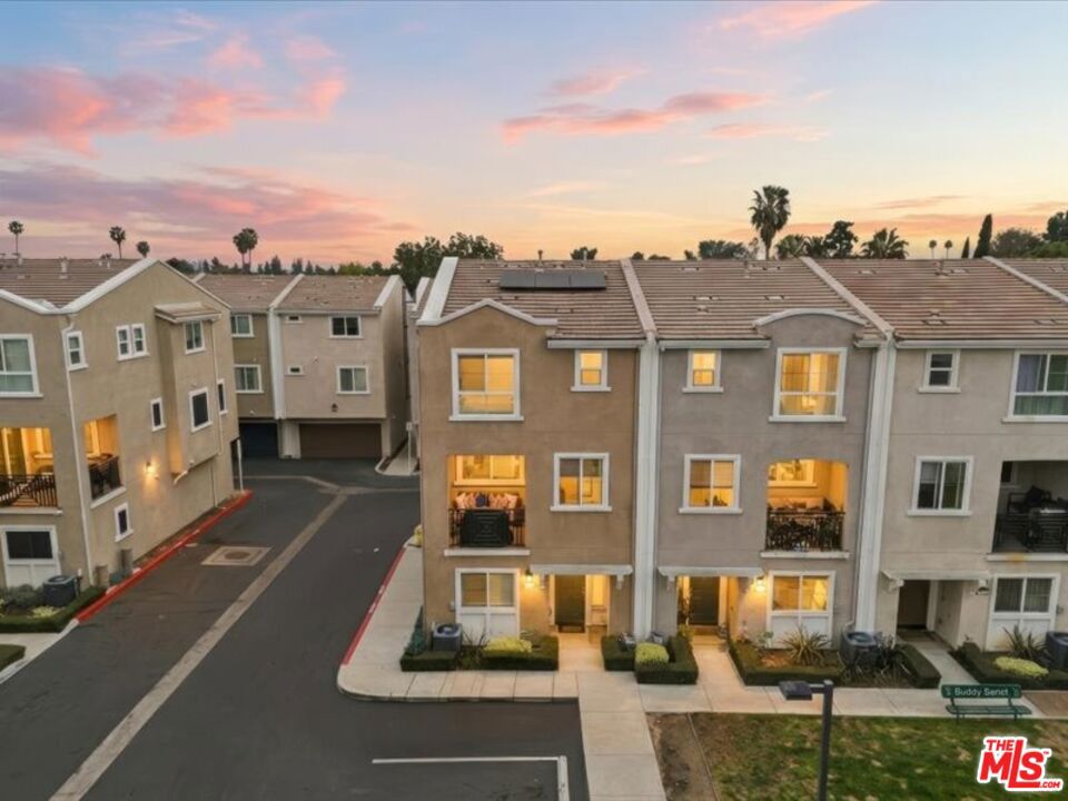 14847 W Maple Terrace