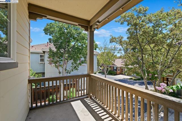 13 S Aldea Street, Mountain House CA: https://media.crmls.org/mediaz/55154c5c-d4ad-4205-a6b8-9baf9375cad5.jpg