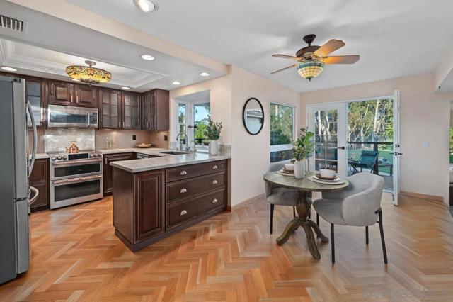 7233 Canyon Hill Ct, San Diego CA: https://media.crmls.org/mediaz/5515c685-8c97-43fe-9a4b-1abed24af40e.jpg