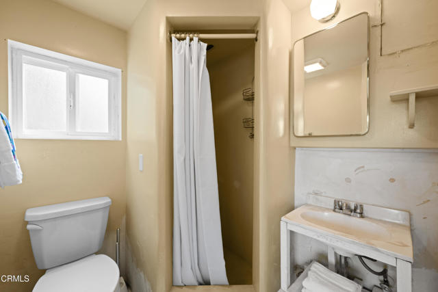 Detail Gallery Image 32 of 42 For 255 N Canyon Bld, Monrovia,  CA 91016 - 3 Beds | 2 Baths