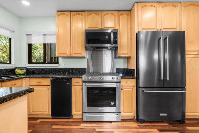 630 Encino Drive, Aptos CA: https://media.crmls.org/mediaz/55174db0-2453-4d14-8c84-8cc5c952b80c.jpg