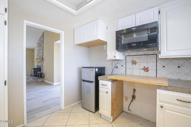 3831 E Ave T 8, Palmdale CA: https://media.crmls.org/mediaz/5519f31d-7623-47a2-b834-f7e2f534585f.jpg