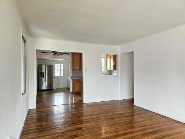 335 Cuardo Avenue, Millbrae CA: https://media.crmls.org/mediaz/551a1444-0b3b-40ae-9a38-27419844677c.jpg