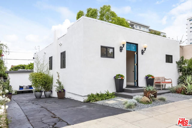 9016 Dicks Street, West Hollywood CA: https://media.crmls.org/mediaz/551a5497-c659-421e-b19b-84d0e55ab798.jpg
