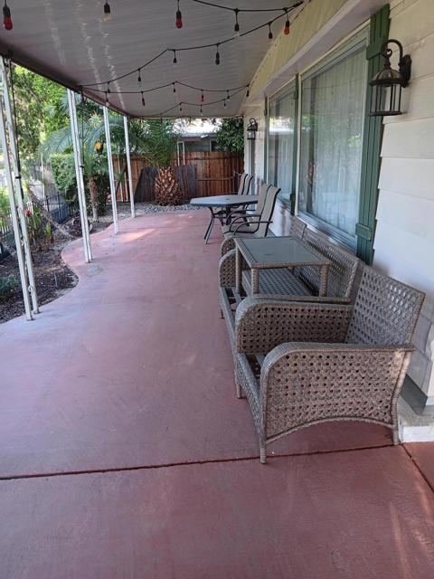 121 Via Valverde, Cathedral City CA: https://media.crmls.org/mediaz/551ba054-74e2-485e-9105-af1e8cf638d0.jpg