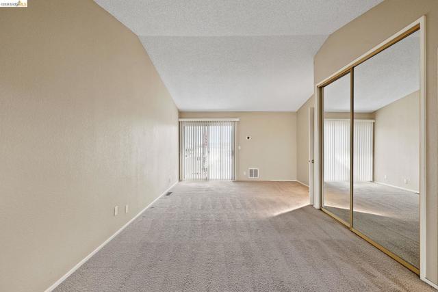 Image 32 of 59 For 1147 Willow Lake Rd